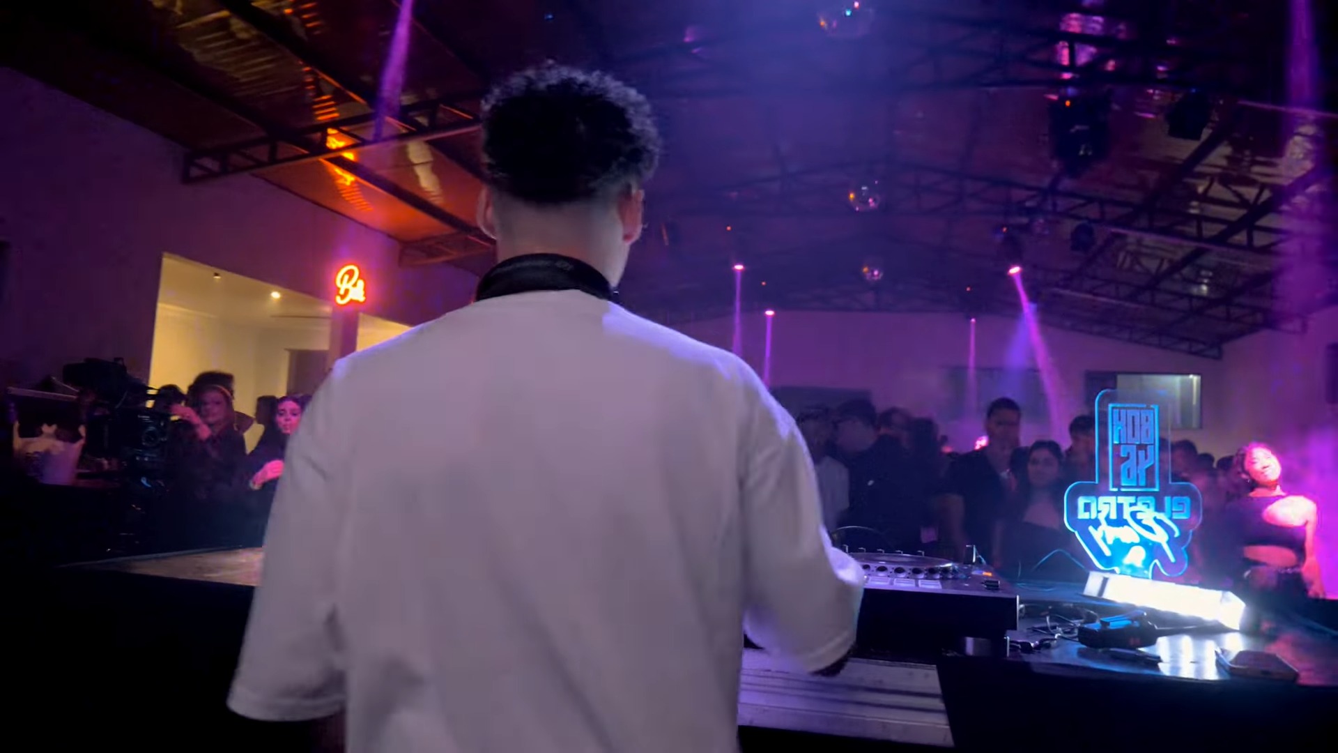 CHRIS ANDREW (BR) – @all4house 2